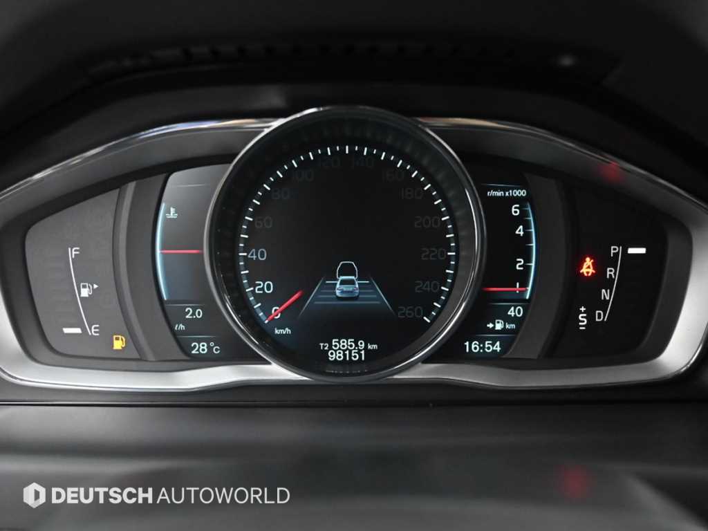 Volvo S80 — photo 08