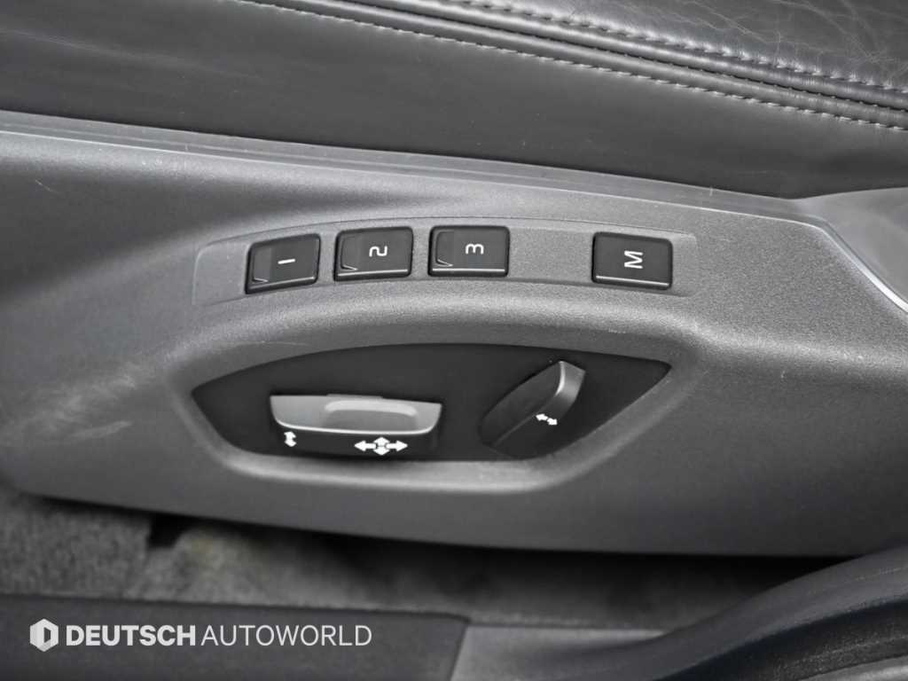 Volvo S80 — photo 09