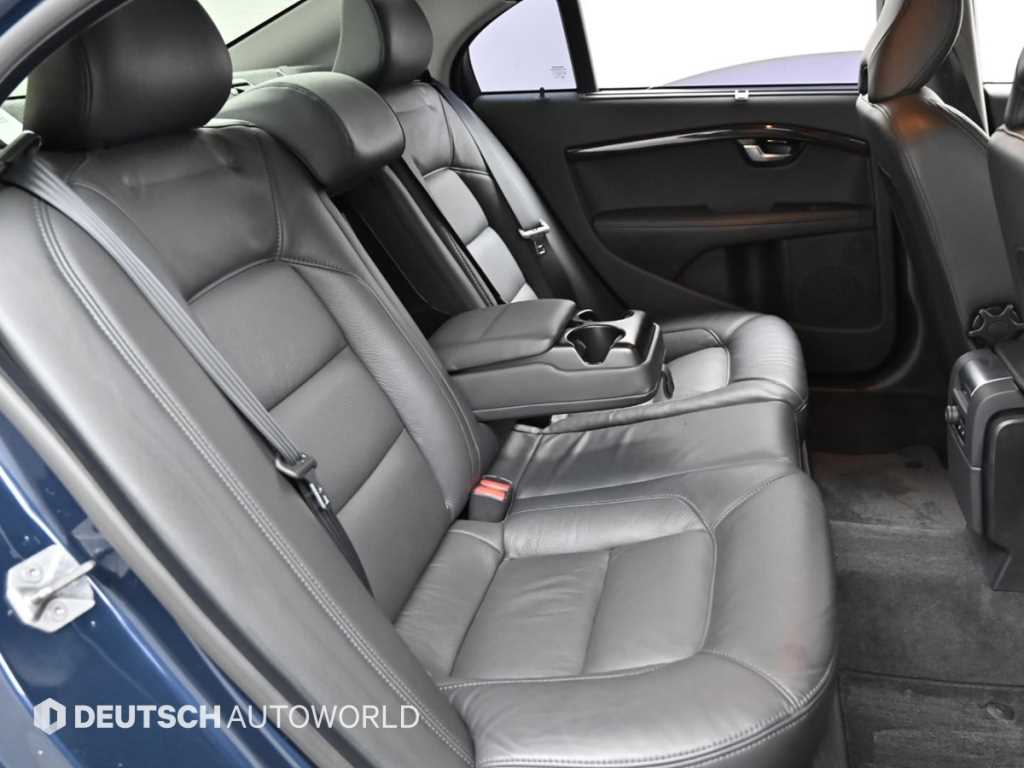 Volvo S80 — photo 12