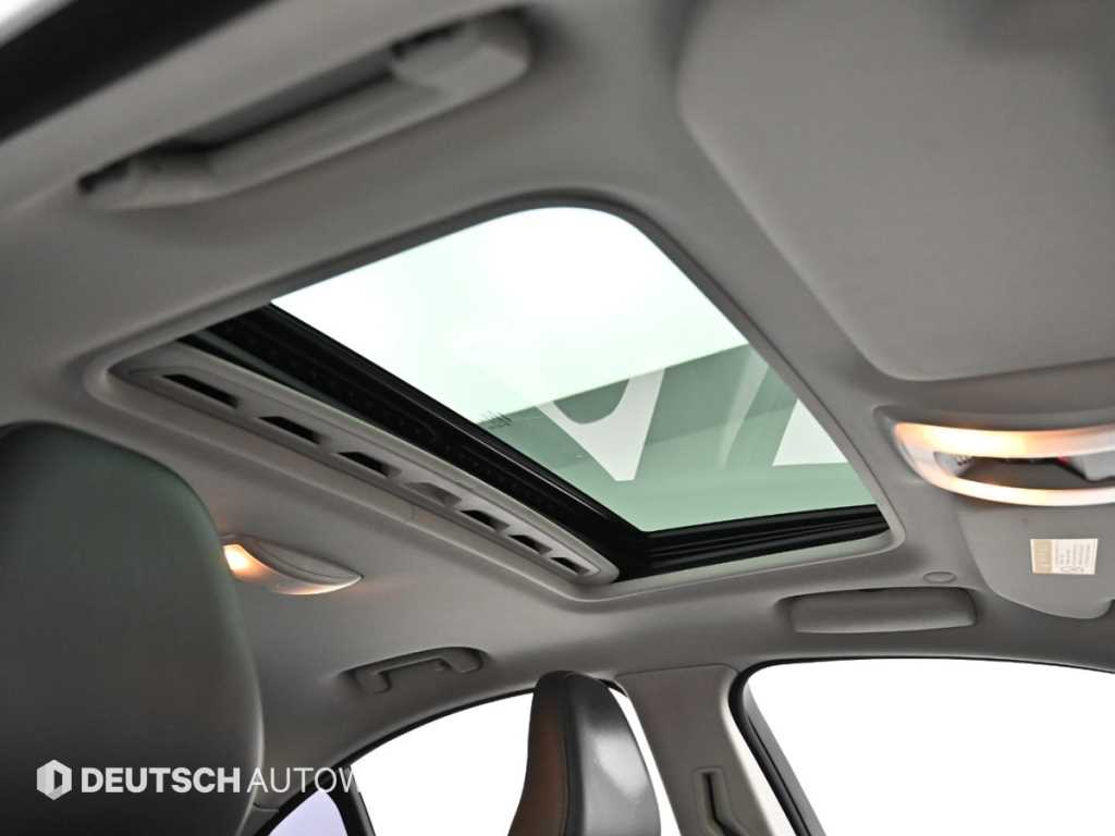 Volvo S80 — photo 18