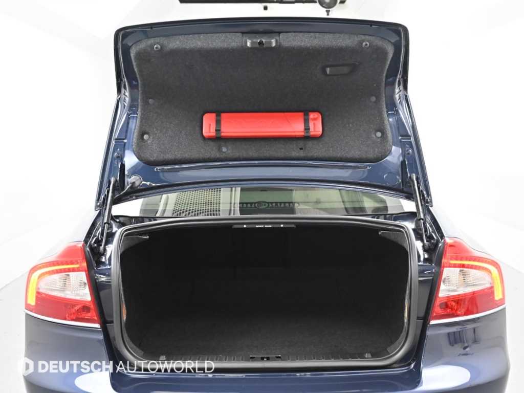 Volvo S80 — photo 19