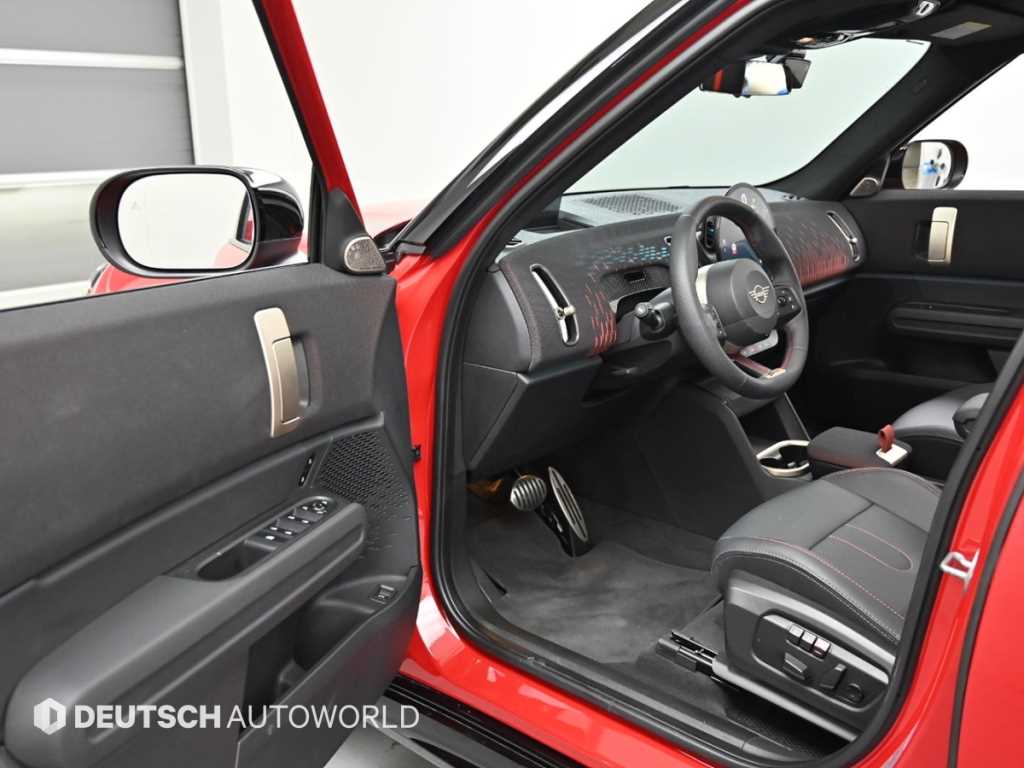 Mini Countryman — photo 11