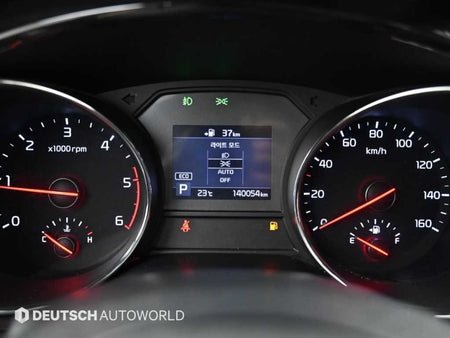 Kia Carnival — photo 08