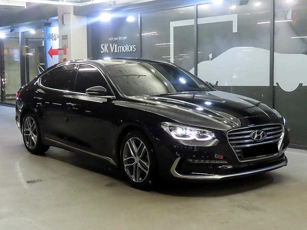 Hyundai Grandeur — photo 01