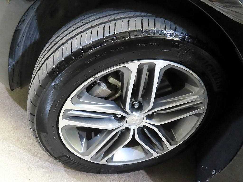 Hyundai Grandeur — photo 18