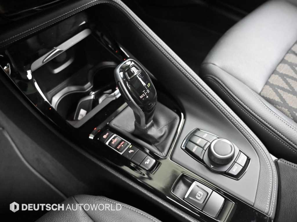 BMW X1 — photo 09