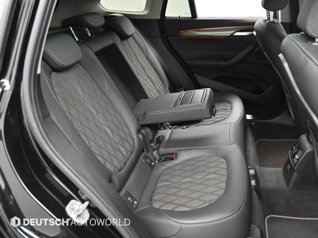 BMW X1 — photo 12