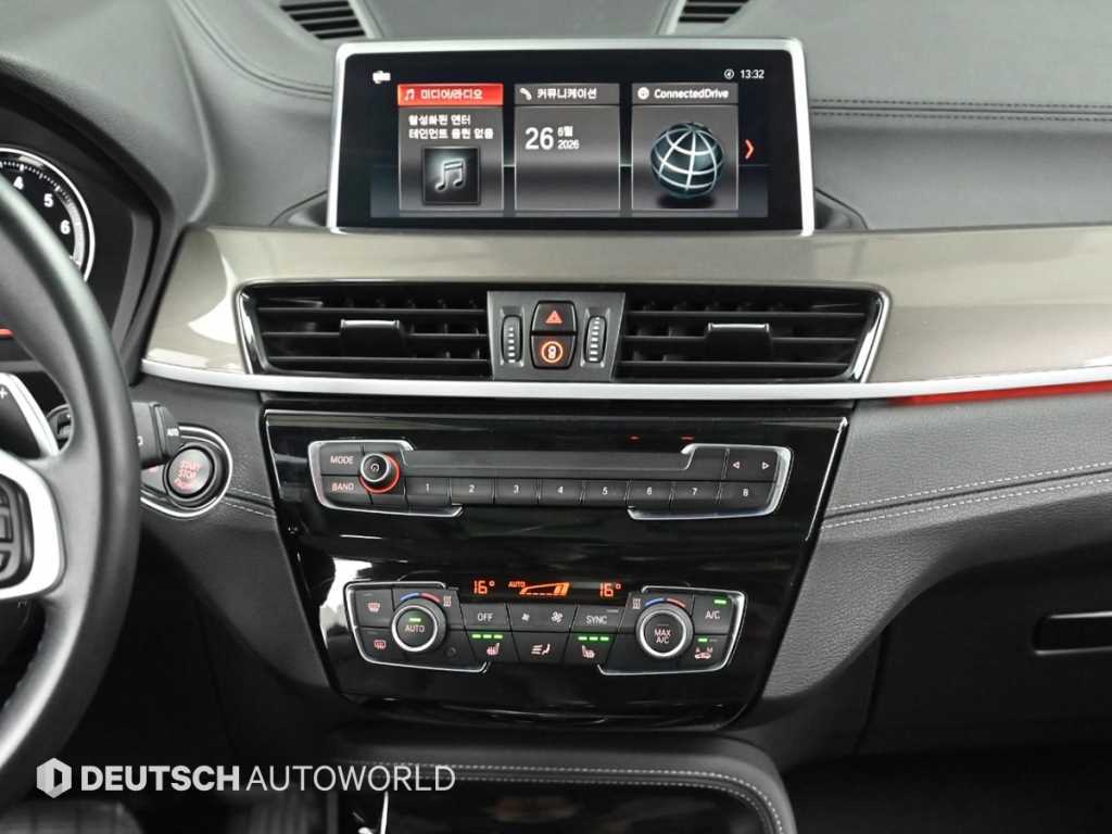 BMW X1 — photo 14