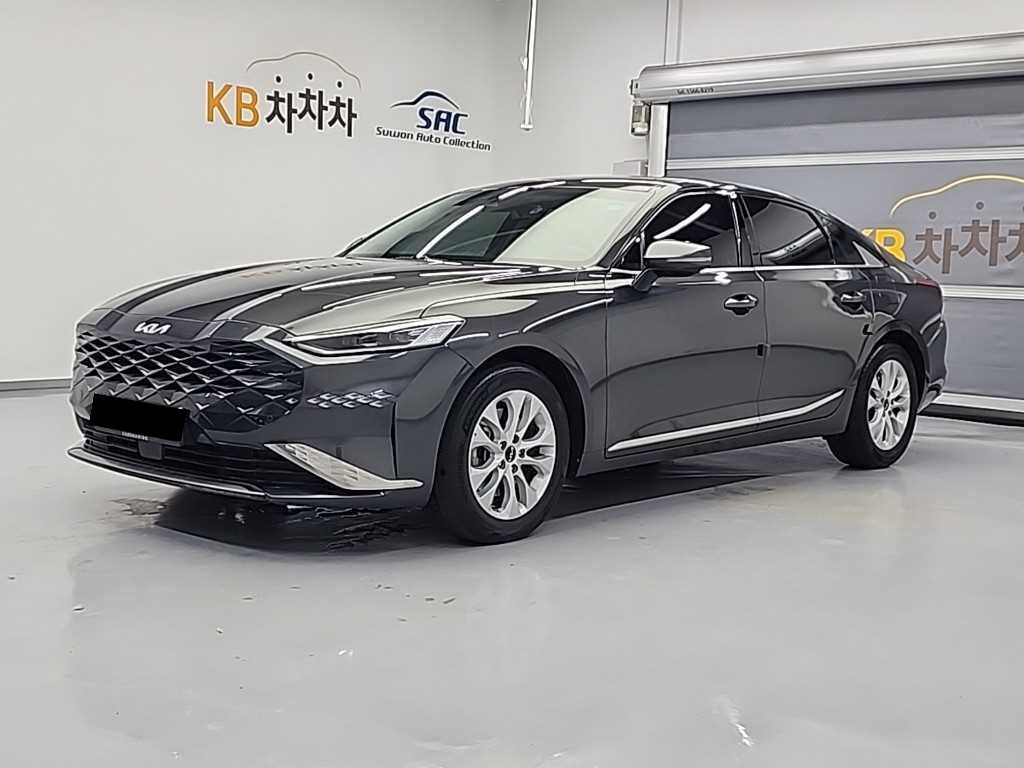 Kia K8 — photo 01