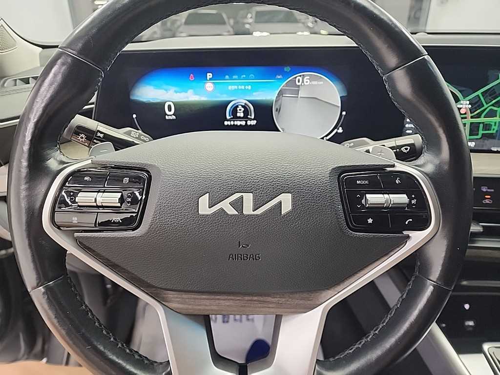Kia K8 — photo 09