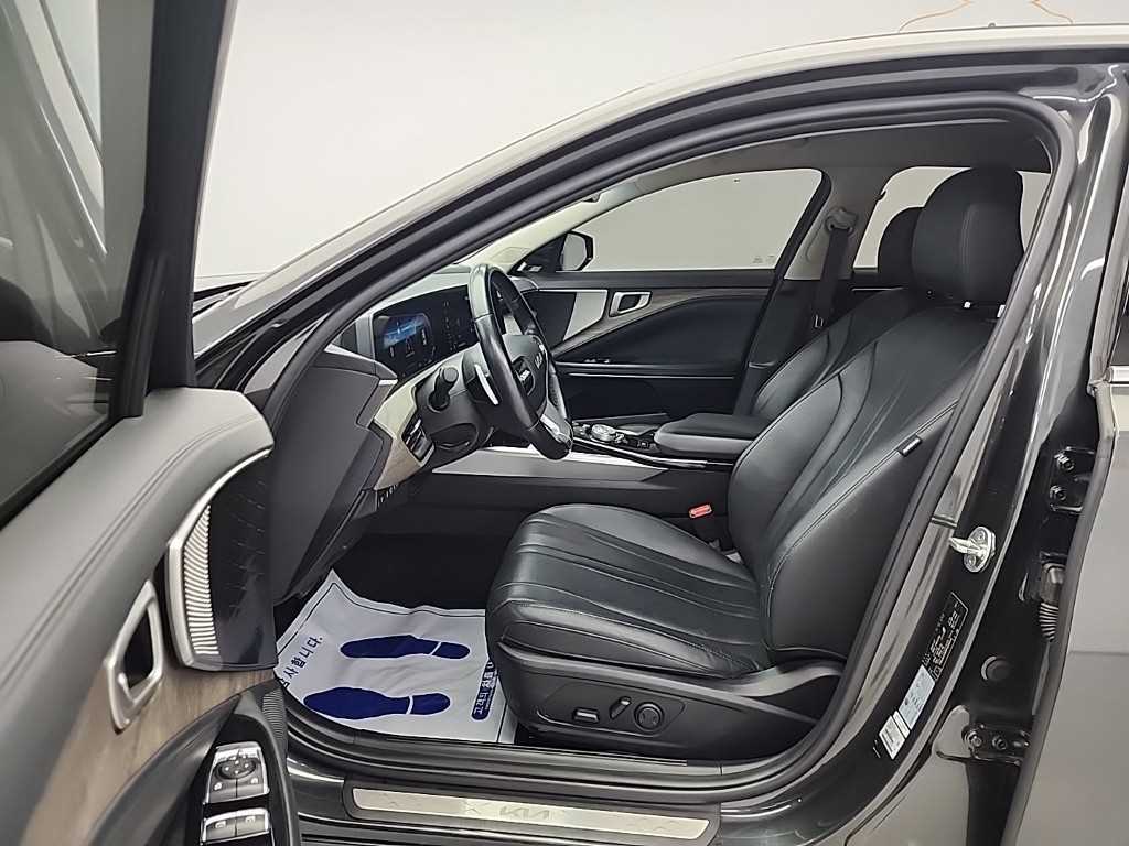 Kia K8 — photo 11