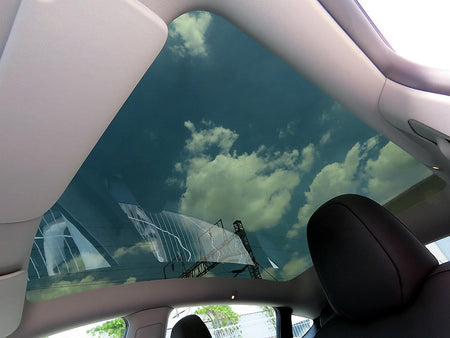 Tesla Model Y — photo 16