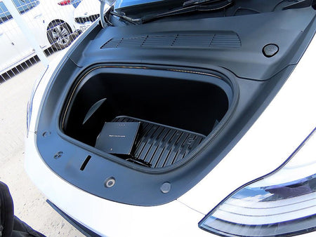 Tesla Model Y — photo 19