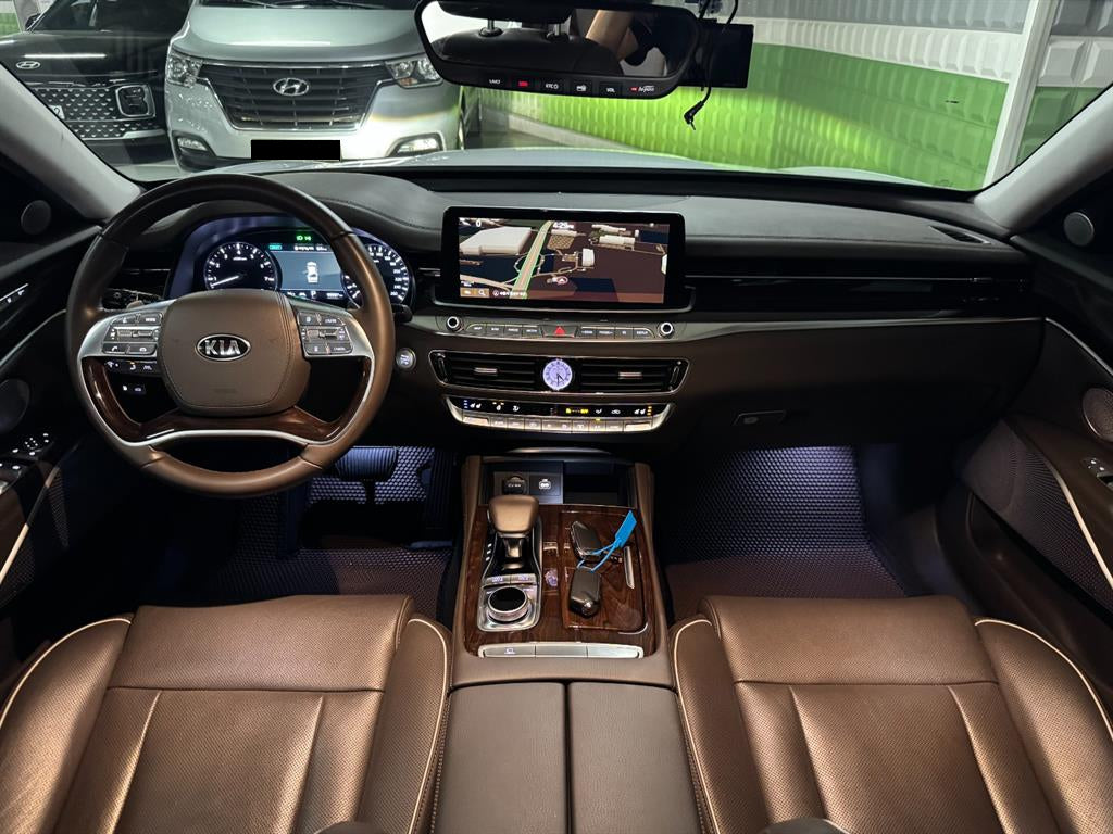 Kia K9 — photo 09