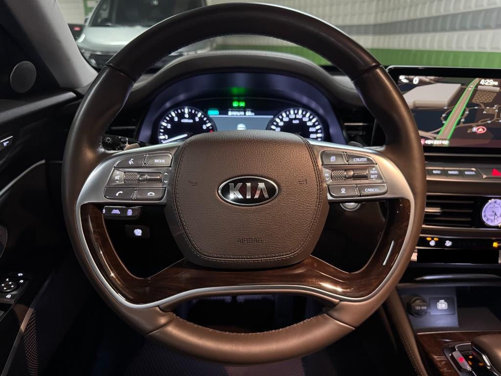 Kia K9 — photo 11
