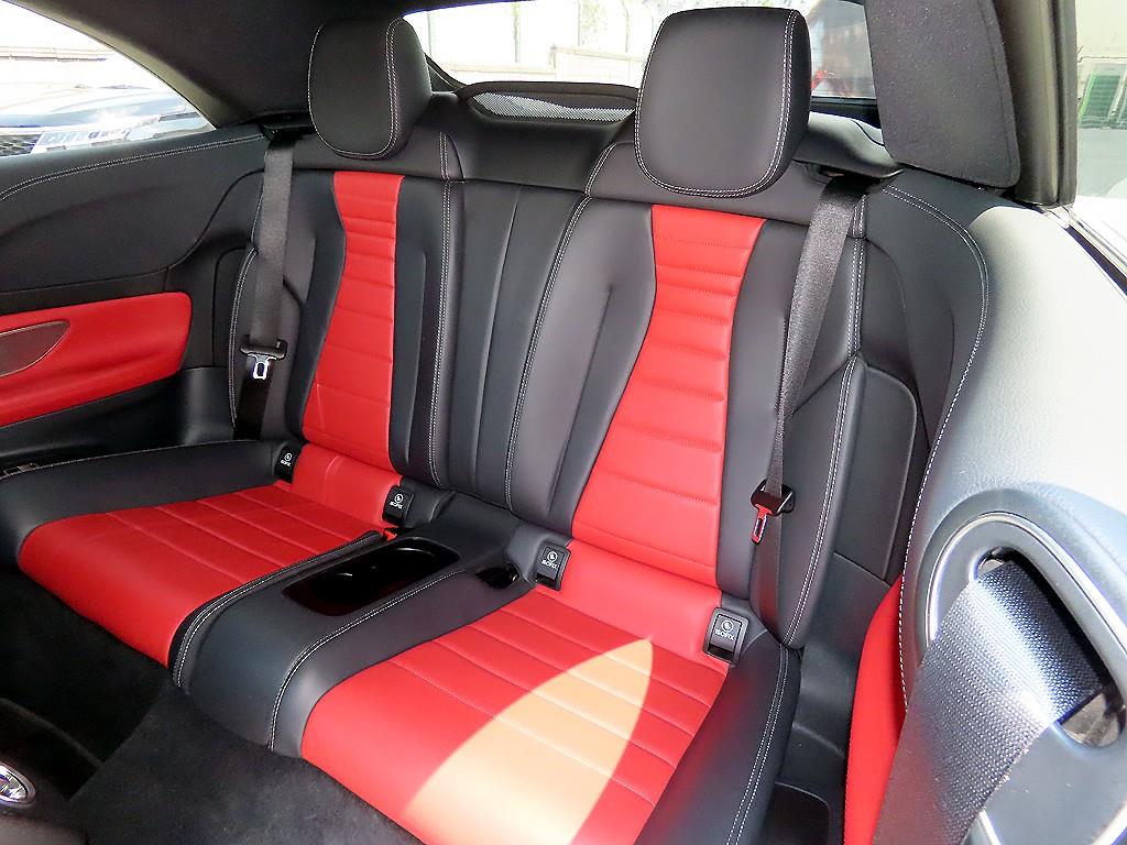 Mercedes-Benz E-Class — photo 07