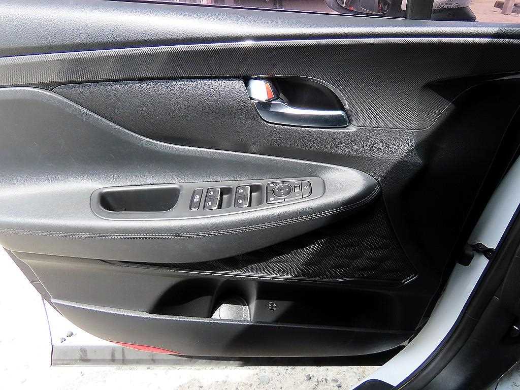 Hyundai Santafe — photo 11