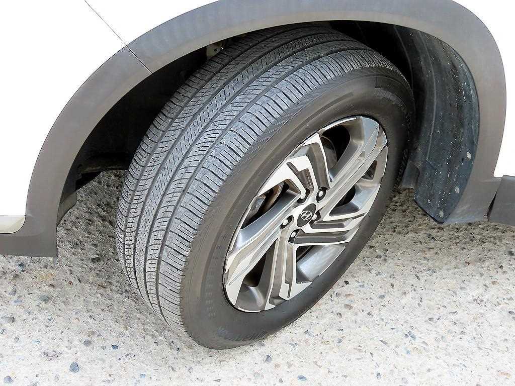 Hyundai Santafe — photo 20
