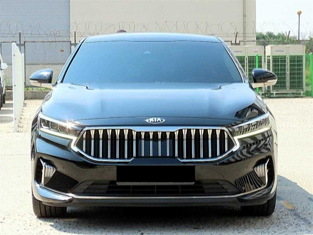 Kia K7 — photo 01