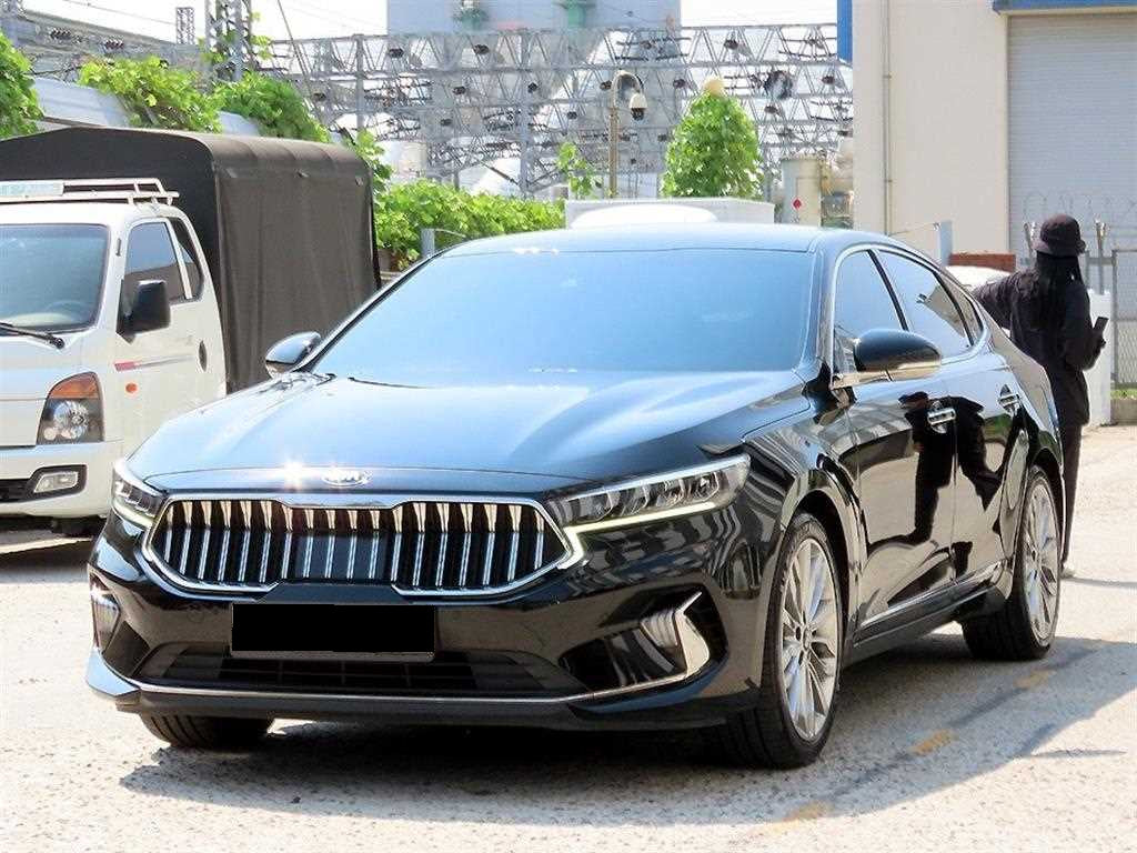 Kia K7 — photo 02