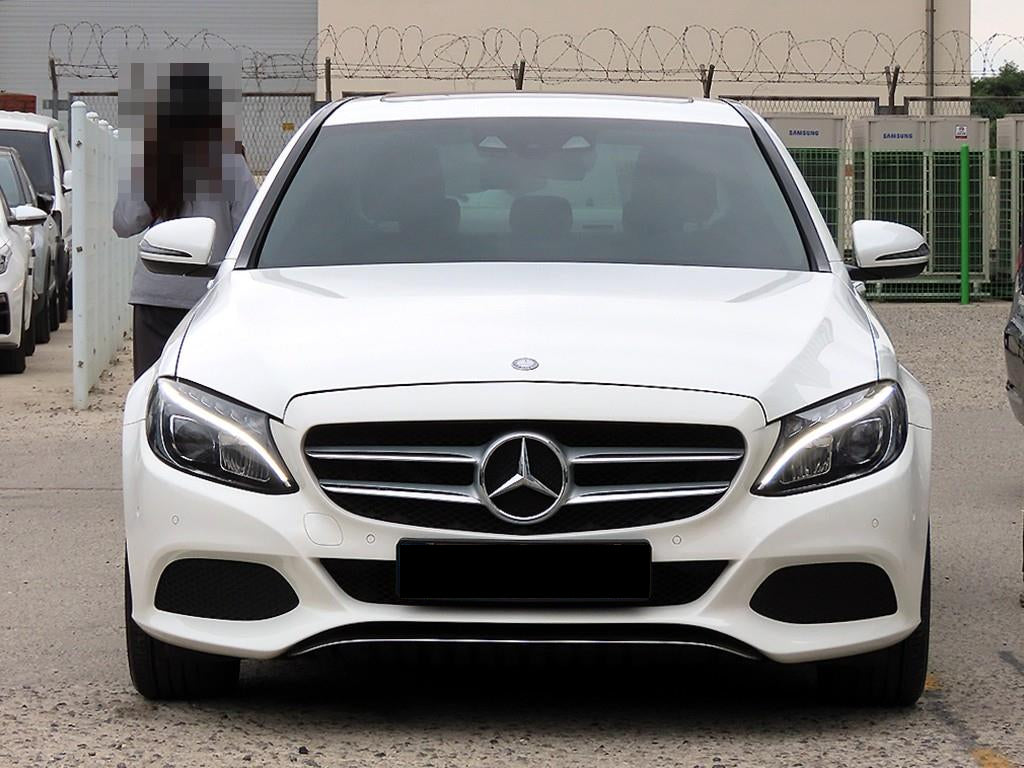 Mercedes-Benz C-Class — photo 01