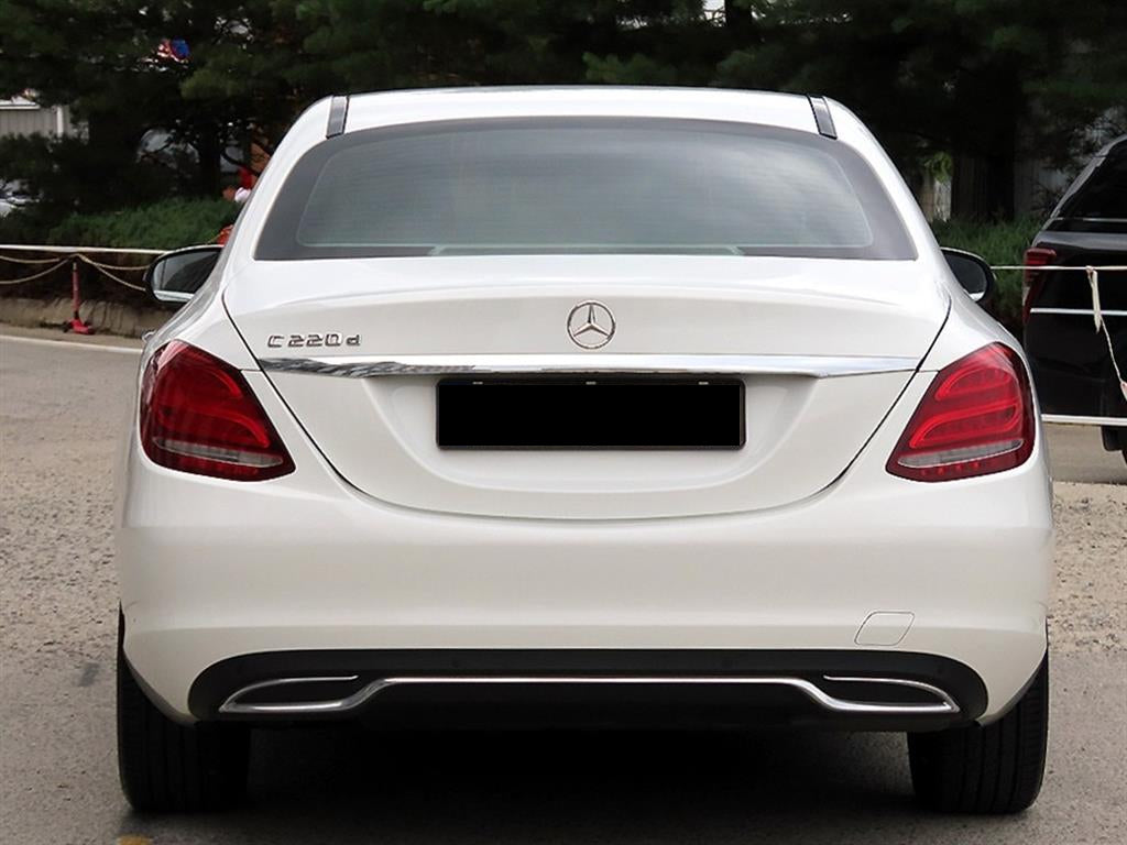 Mercedes-Benz C-Class — photo 04