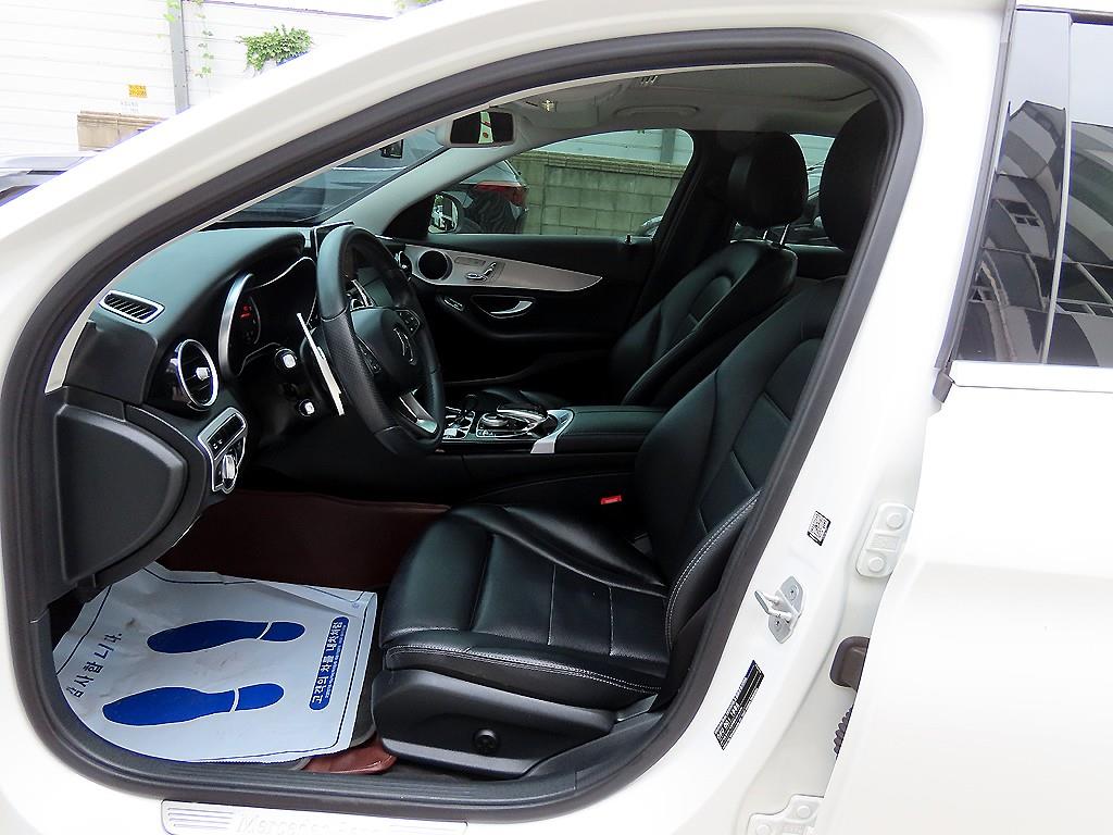 Mercedes-Benz C-Class — photo 05