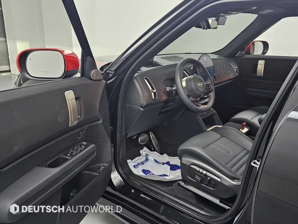 Mini Countryman — photo 11