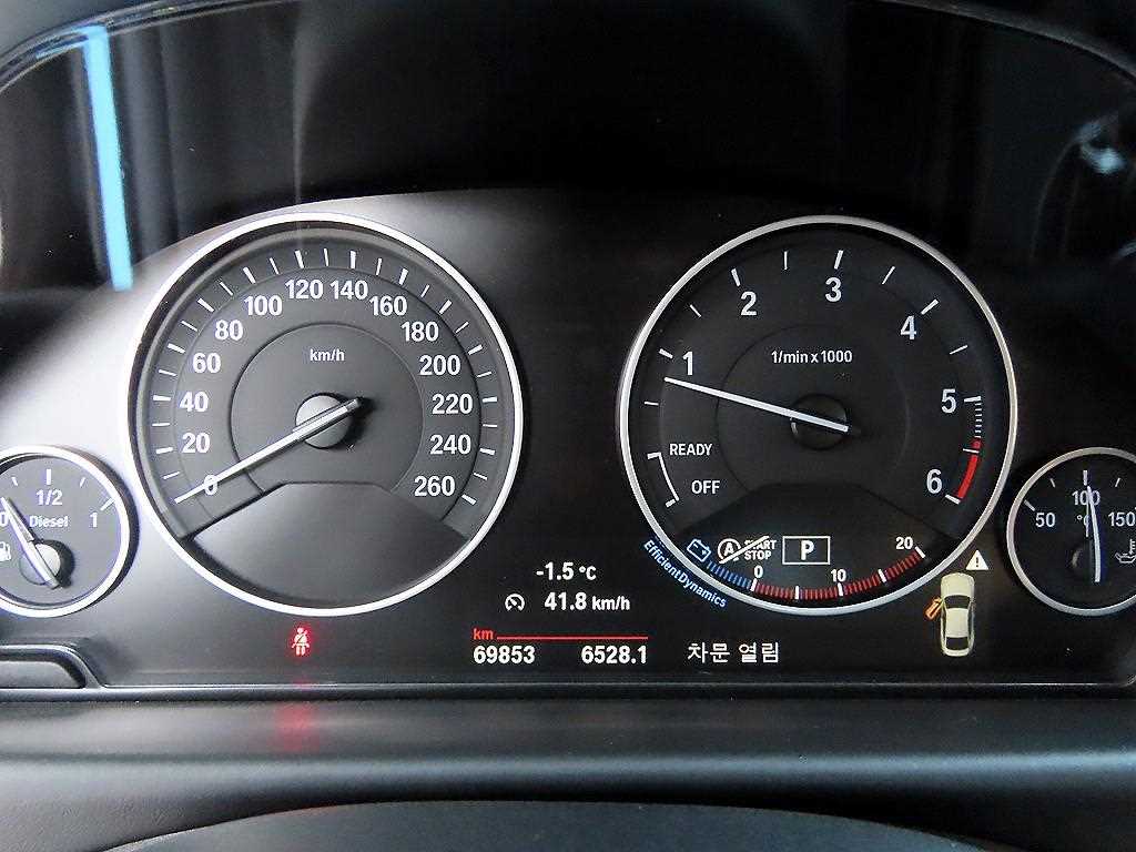 BMW 4-Series — photo 09