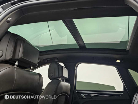 Porsche Macan — photo 18