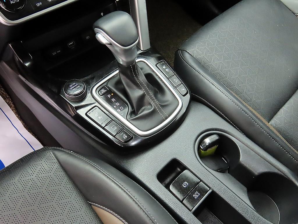 Kia Seltos — photo 11