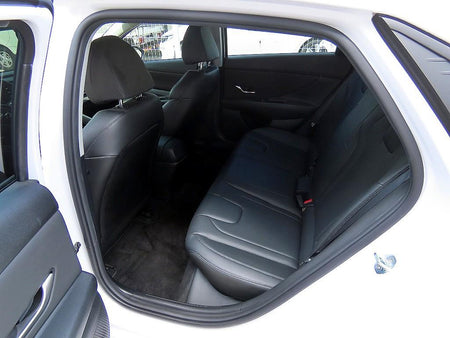 Hyundai Avante — photo 06