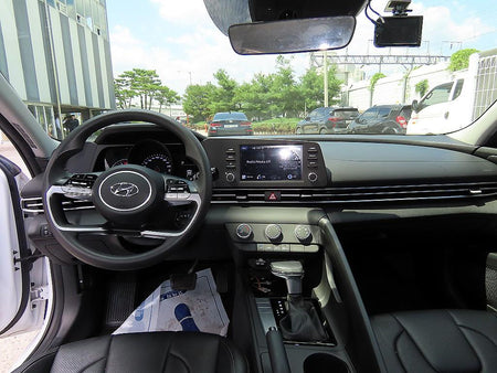 Hyundai Avante — photo 07