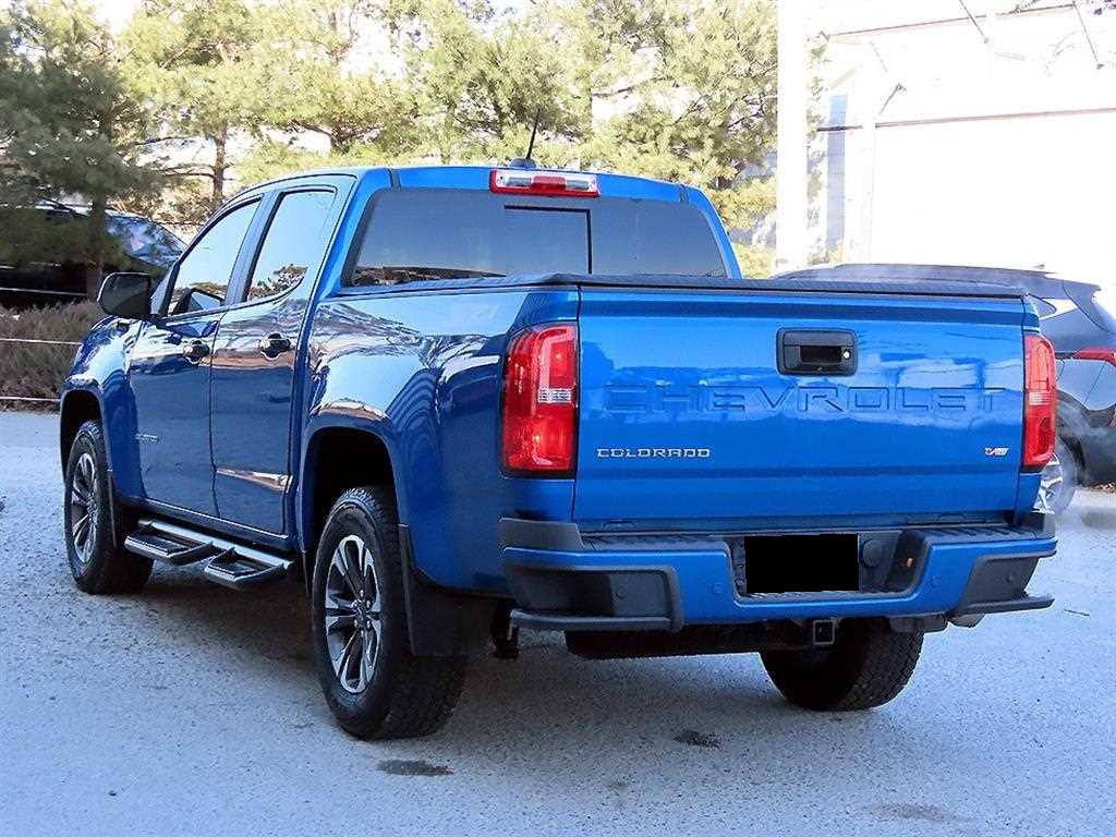 CHEVROLET Colorado — photo 03