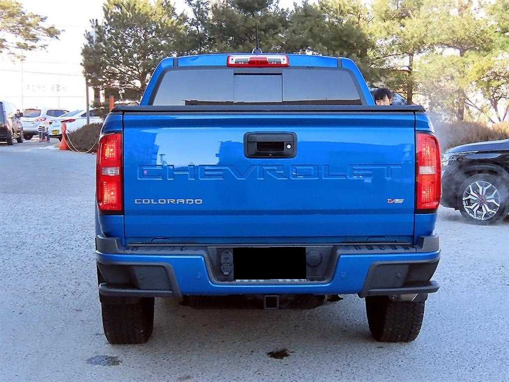 CHEVROLET Colorado — photo 04