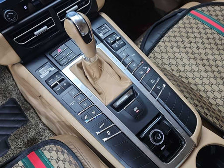 Porsche Macan — photo 08