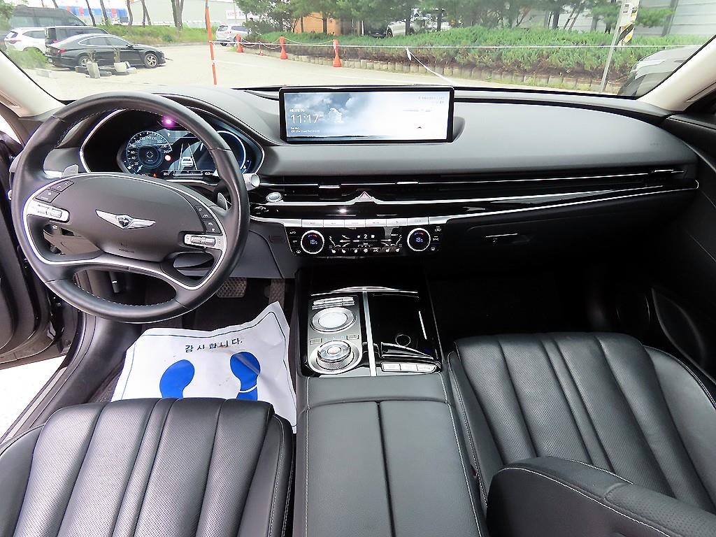 Genesis G80 — photo 15