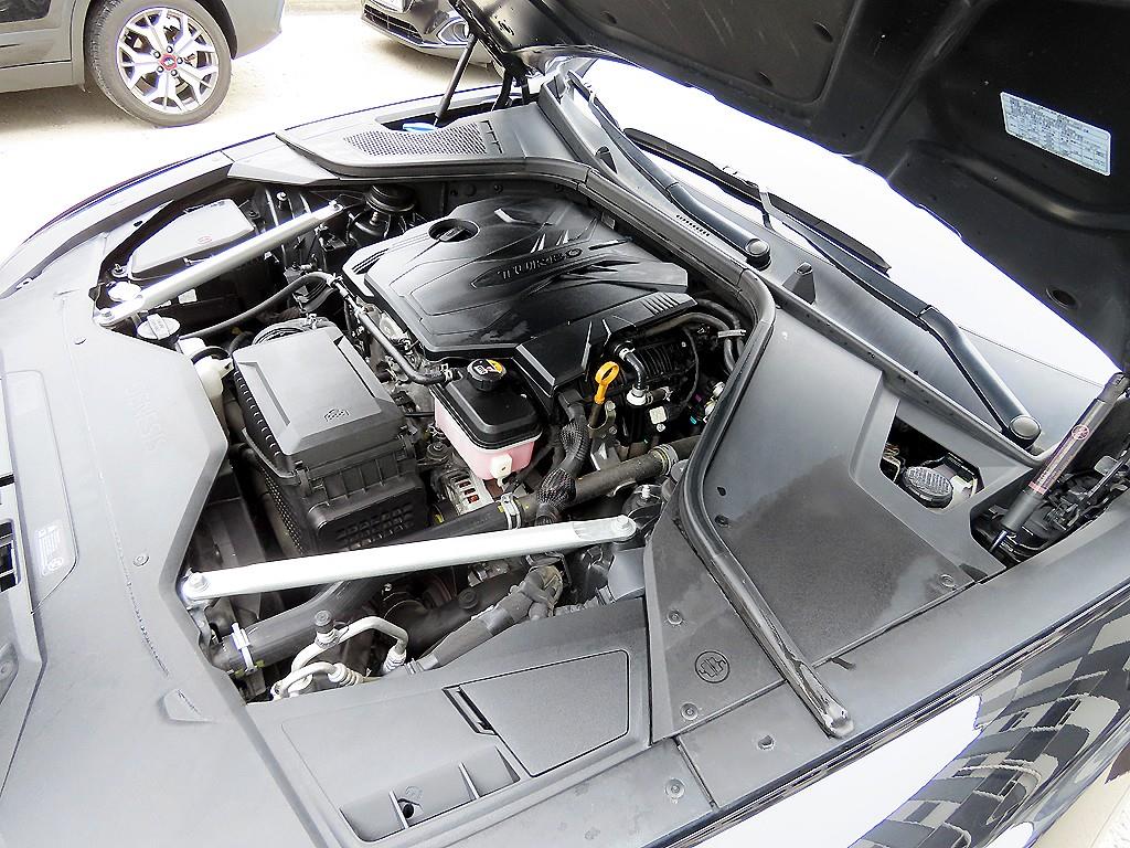 Genesis G80 — photo 19