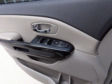 Kia Carnival — photo 12