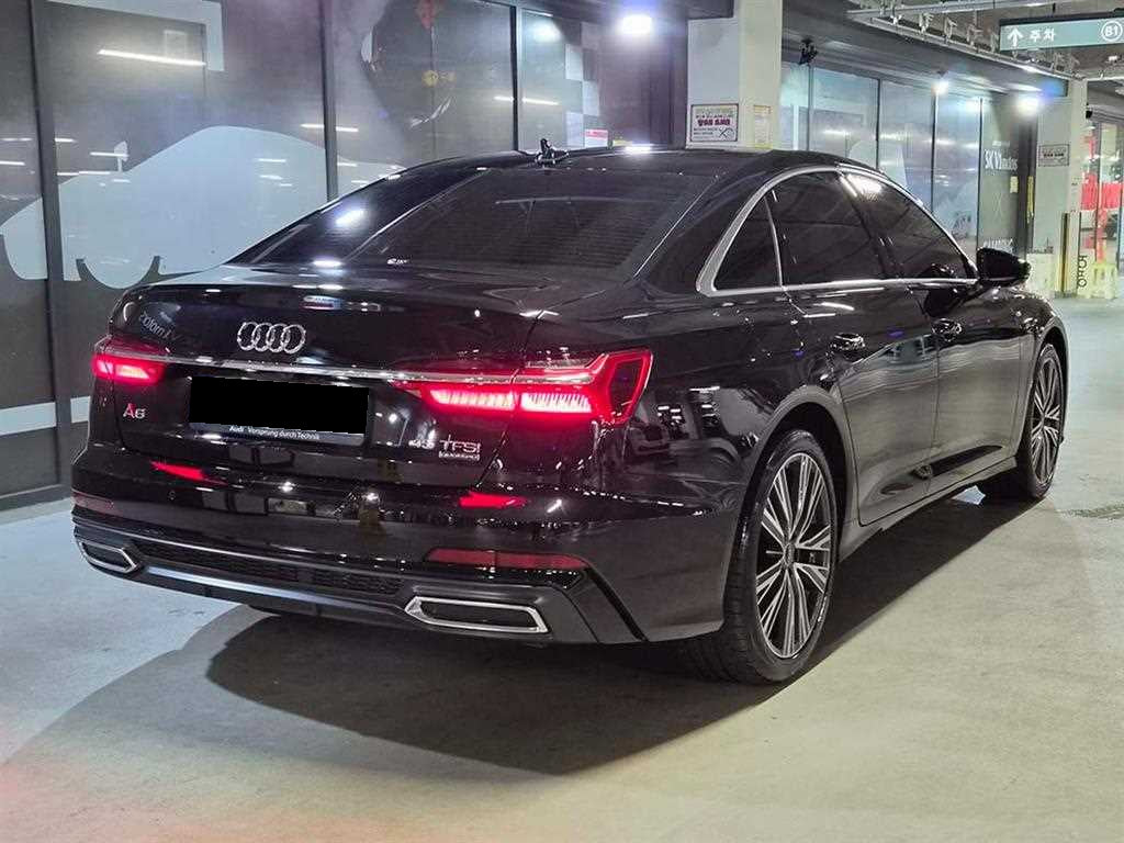 Audi A6 — photo 04