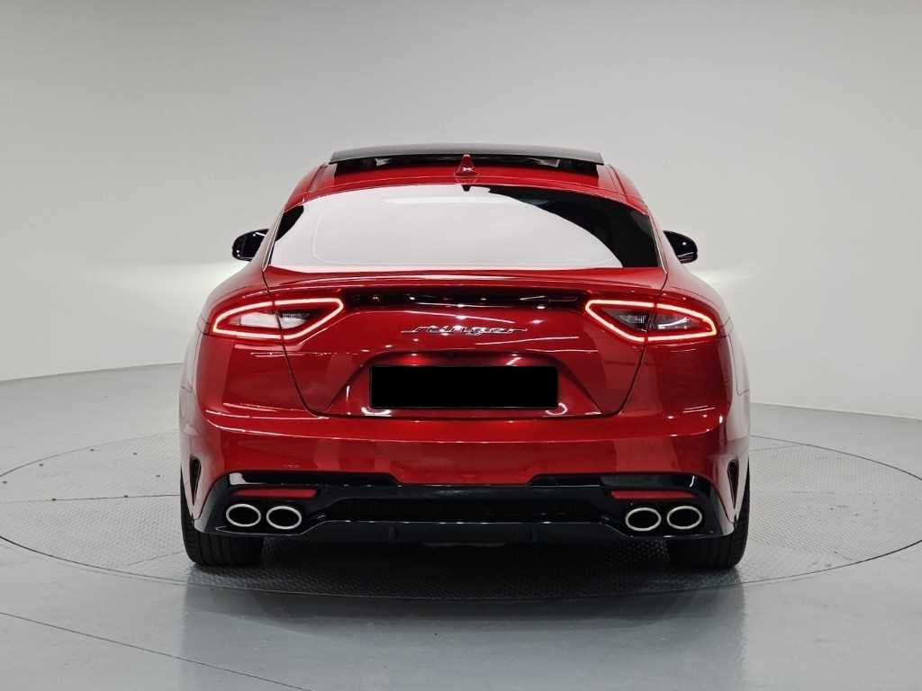 Kia Stinger — photo 03