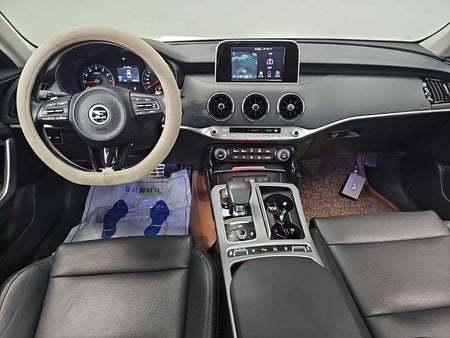 Kia Stinger — photo 07