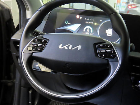 Kia EV6 — photo 08