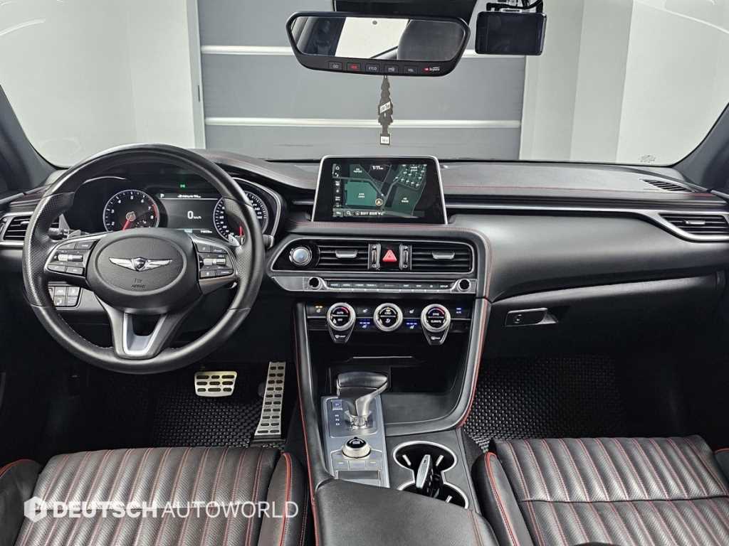 Genesis G70 — photo 07