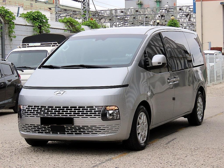 Hyundai Staria — photo 02