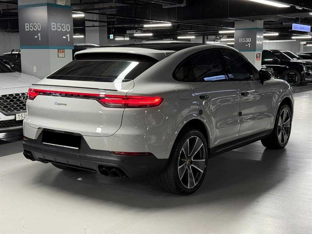 Porsche Cayenne — photo 05