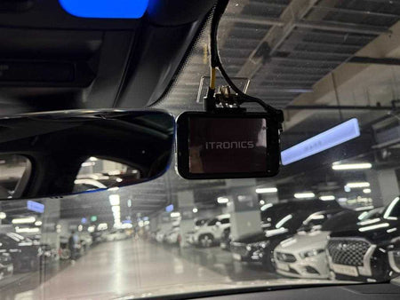 Porsche Cayenne — photo 17