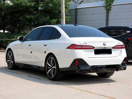 BMW 5-Series — photo 03