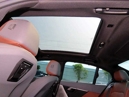 BMW 5-Series — photo 17