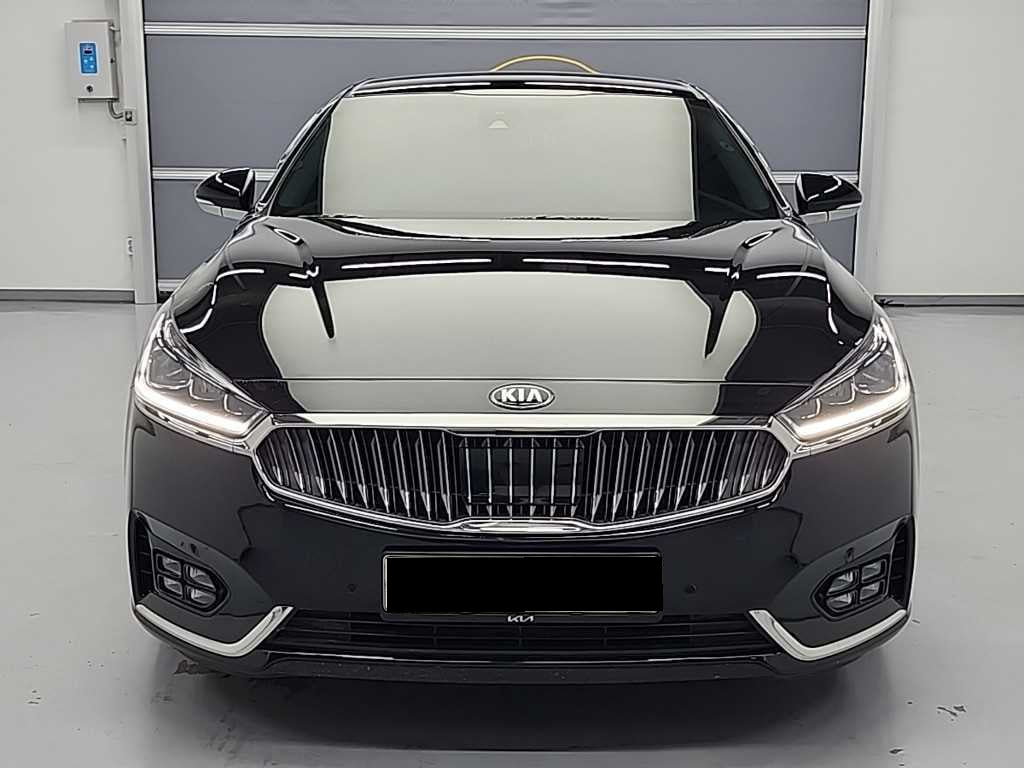 Kia K7 — photo 02